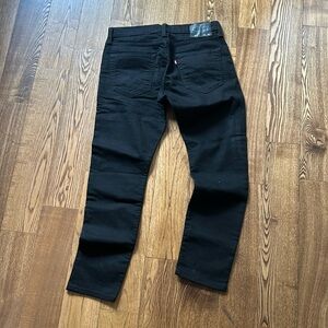 Levi’s 512 32x30 black jeans